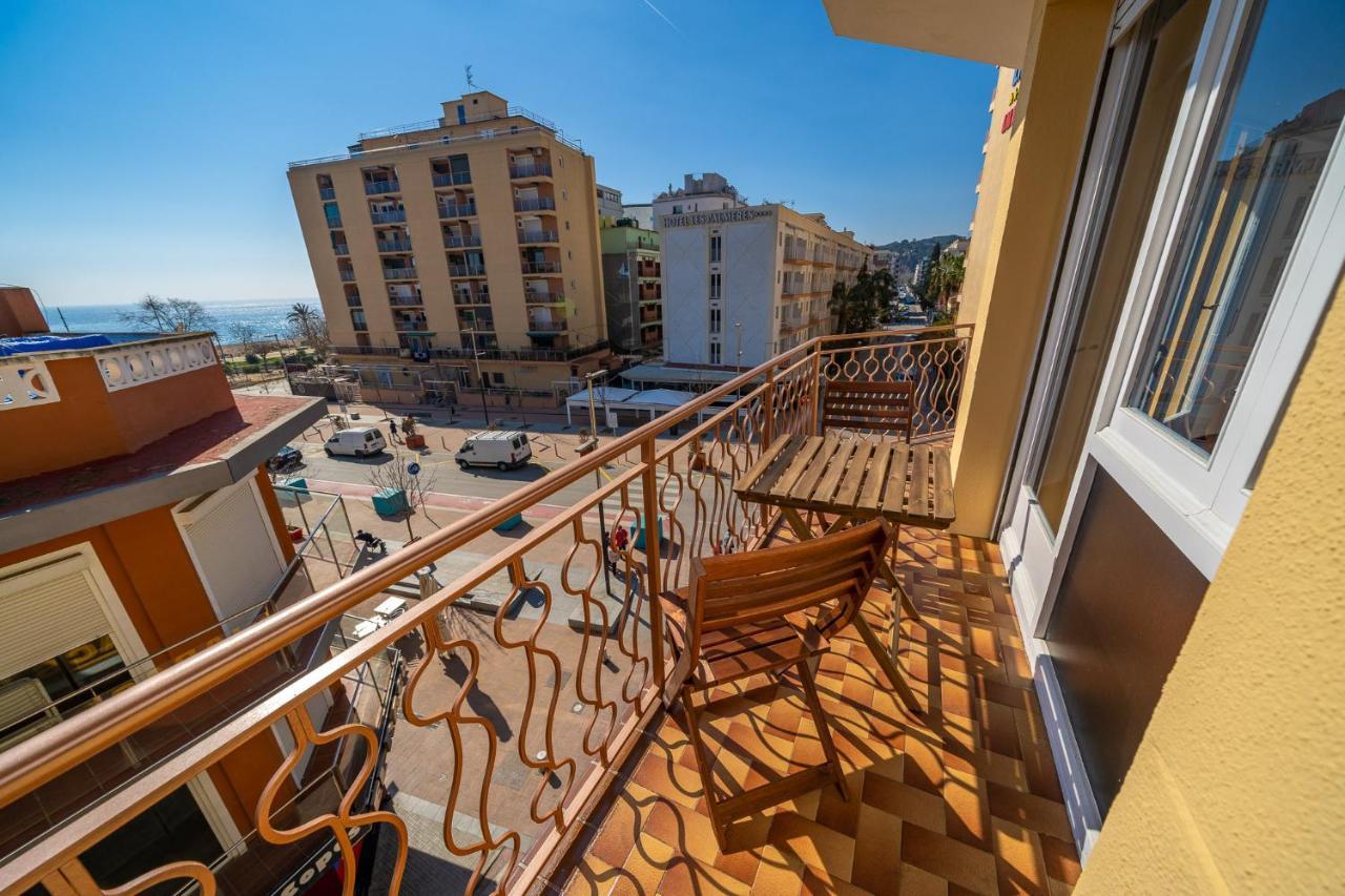 Homeholidaysrentals Elodie Calella Exterior foto